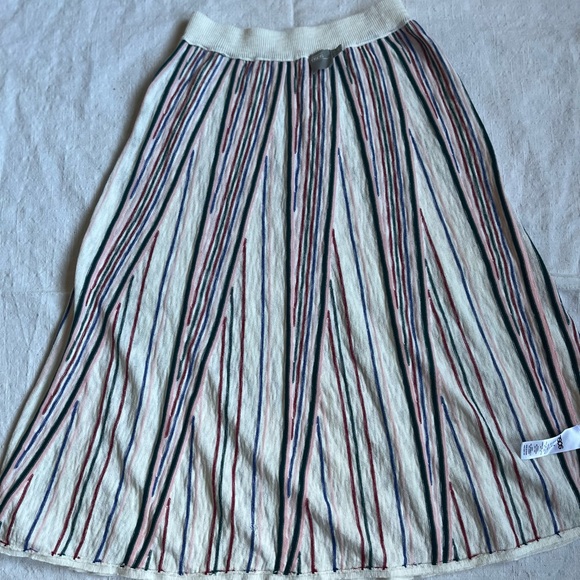 ASOS Stripe Multi Color Sweater Skirt Size 4 US - Picture 13 of 16